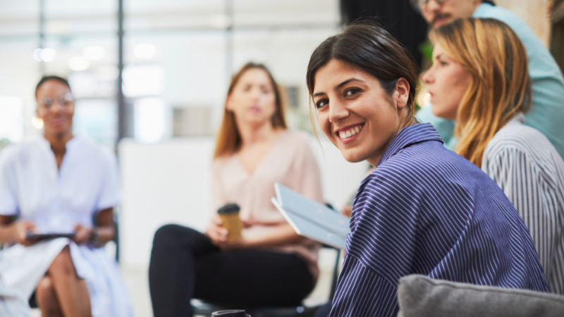 Praxisnahe Weiterbildungen für digitale Zusammenarbeit und moderne Unternehmenskommunikation